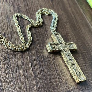 2/$15 - Vintage Gold Cross Pendant Necklace